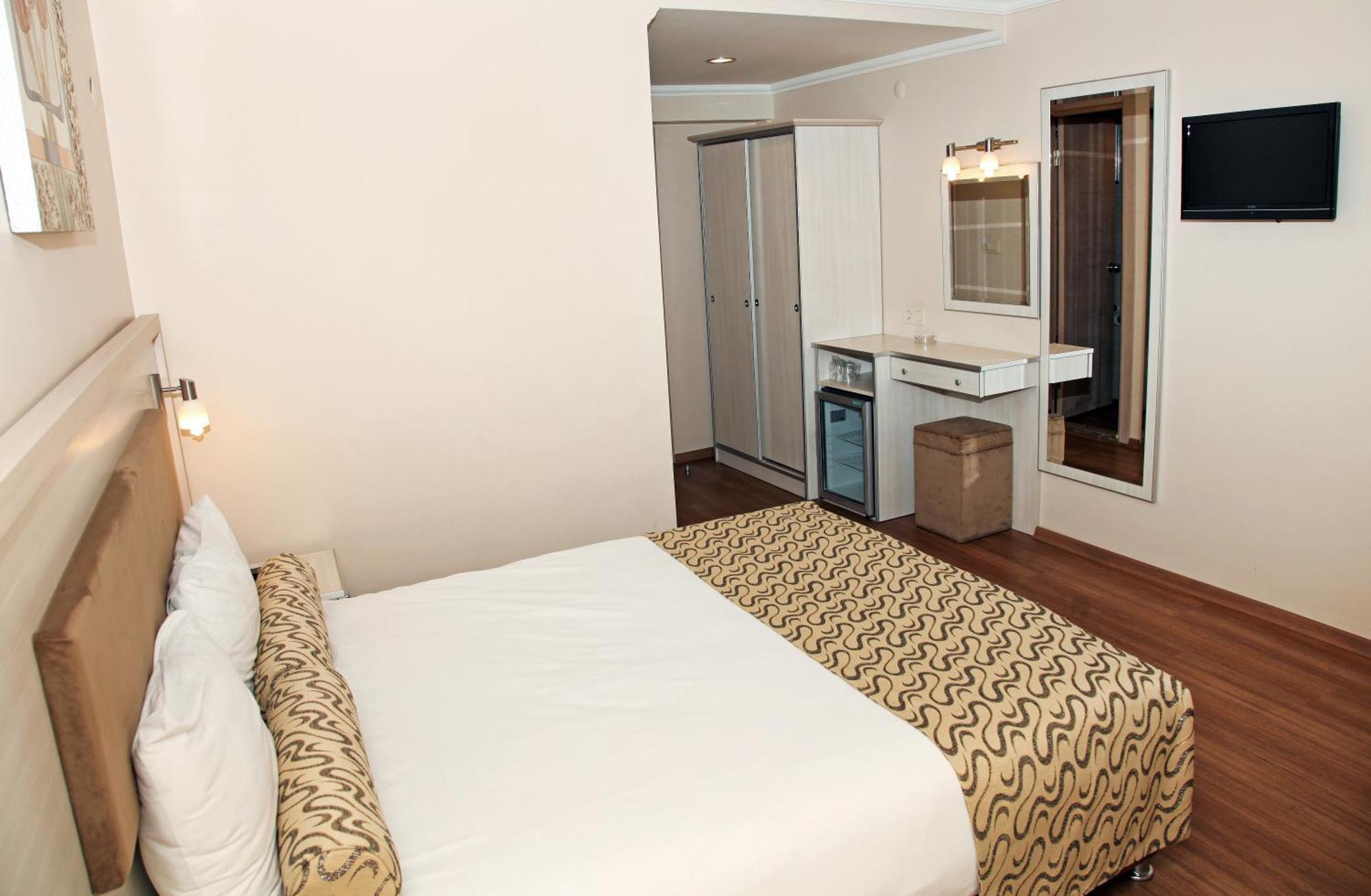 Grand Zeybek Hotel Esmirna Exterior foto